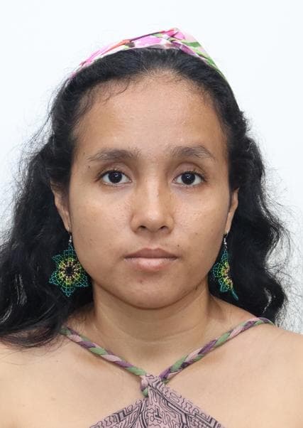 Viena Saavedra de Torres Hellen Rosa